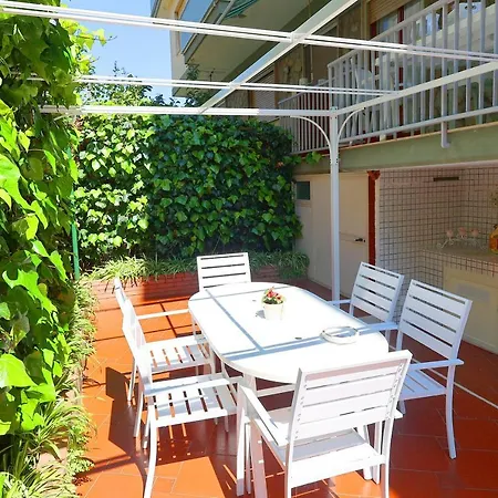 Garden House Giulia Apartment *