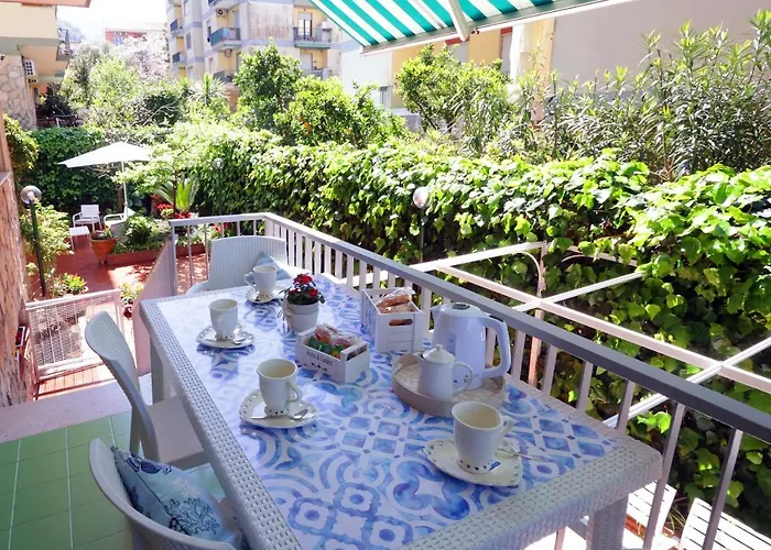 Garden House Giulia *