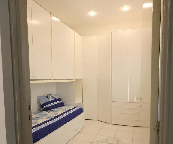 Apartment Garden House Giulia *