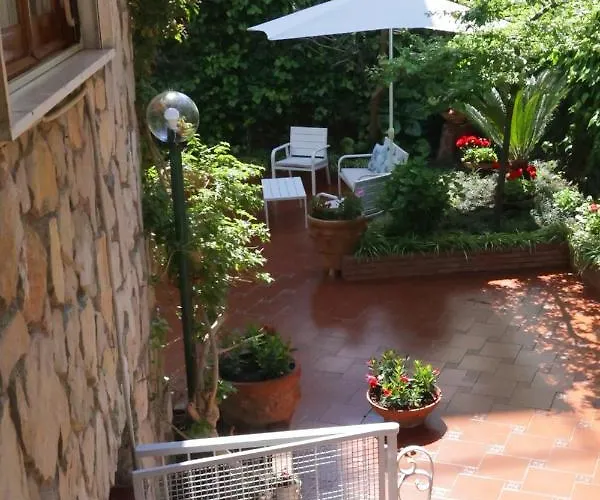 Appartamento Garden House Giulia Sorrento